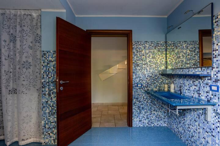 Appartamento Fronte Mare Con Parcheggio Privato Πεσκάρα Εξωτερικό φωτογραφία